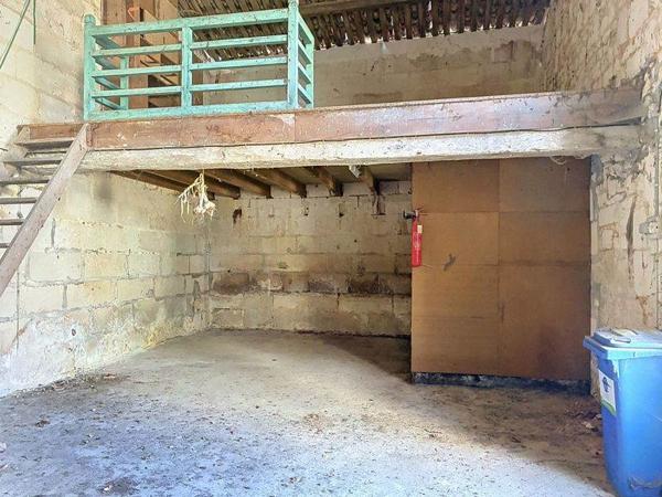 Immeuble 199 716 € Saintes 171 m² DPE