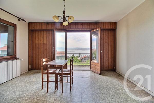 Maison à vendre  7 pièces - 124,73 m 2   LUGRIN  - 74