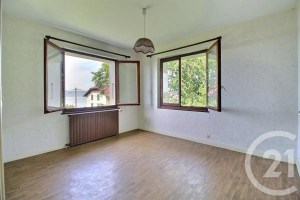 Maison à vendre  7 pièces - 124,73 m 2   LUGRIN  - 74