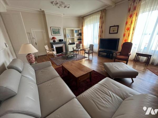 MAISON XVIIe, PORT-LOUIS