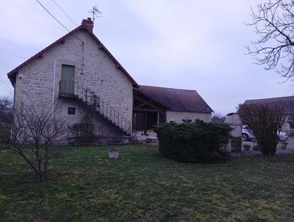 Maison à SANSSAT, 03150 - 5 pièces 178m²