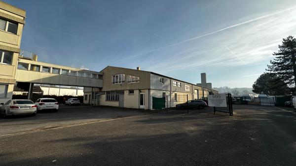 Locaux d'activité de 1 145 m2 à vendre sur une parcelle de 3 765 m2, zone d'activités de Nogent Sur Oise