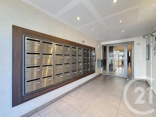 Appartement F4 à vendre  4 pièces - 72,42 m2 MONTFERMEIL - 93