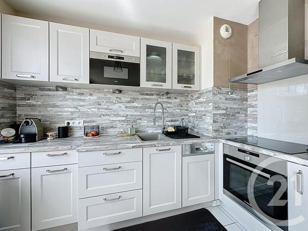 Appartement F4 à vendre  4 pièces - 72,42 m2 MONTFERMEIL - 93