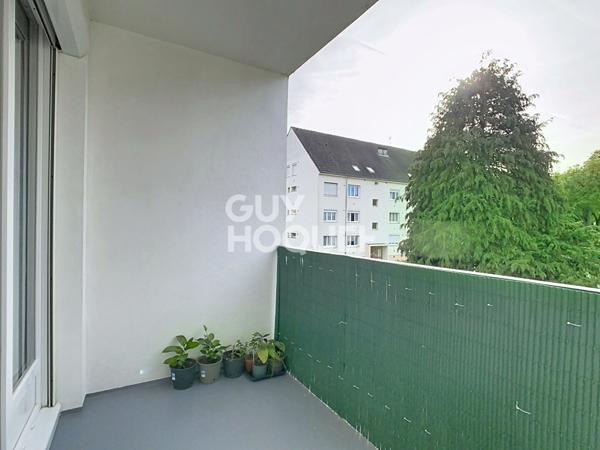 À vendre: Appartement 1 pièce de 27.80 m² (Loi CARREZ)