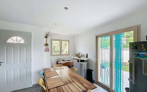 Maison à louer    4 pièces •  Vion