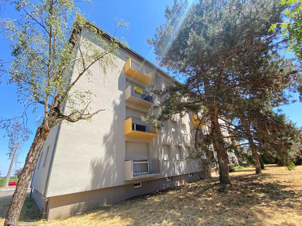 Appartement 4 pièces à Cernay : le charme au 2ème étage avec balcon ensoleillé !