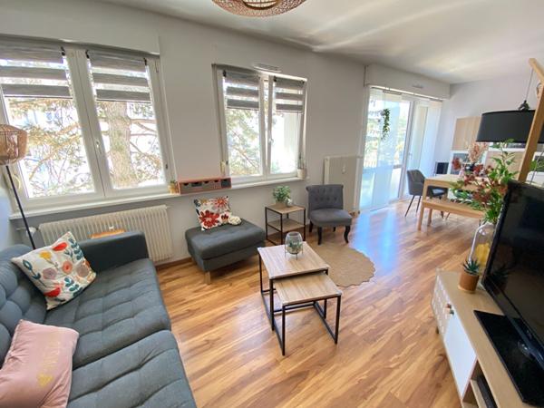 Appartement 4 pièces à Cernay : le charme au 2ème étage avec balcon ensoleillé !