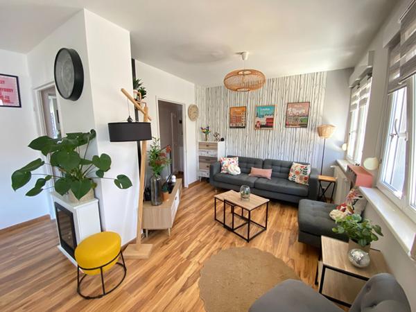 Appartement 4 pièces à Cernay : le charme au 2ème étage avec balcon ensoleillé !