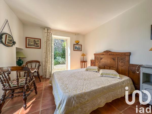 Maison à vendre 6 pièces 148 m² Goudargues