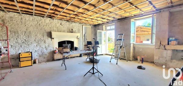 Longère 6 pièces de 165 m² à Celles-sur-Belle (79370)