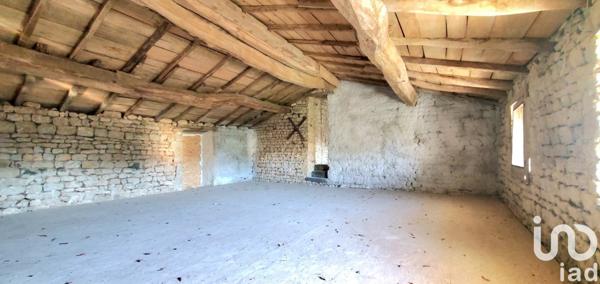 Longère 6 pièces de 165 m² à Celles-sur-Belle (79370)