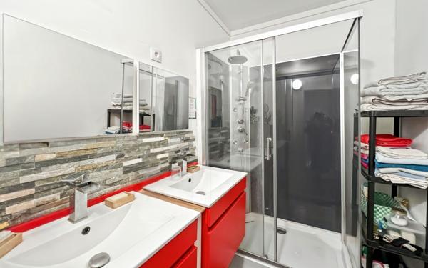 Maison à vendre    7 pièces •  Sérignan