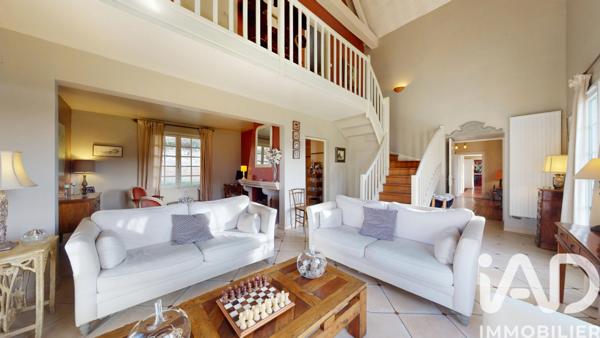 Maison à vendre 8 pièces 185 m² Gy-l'Évêque