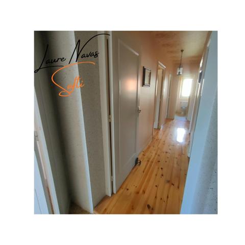 Tombez sous le charme de cette grande propriété avec sa petite maison annexe, parfaite pour un gîte, cuisine d'été, atelier ou espace invité.