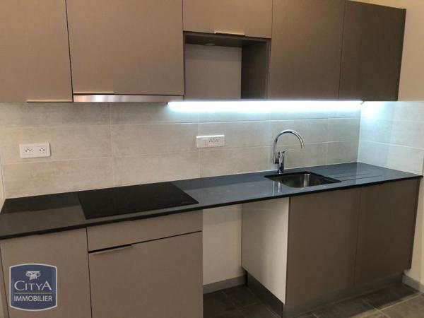 Appartement à louer 3 pièces 78.8m²