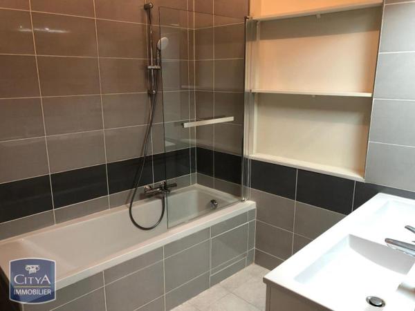 Appartement à louer 3 pièces 78.8m²