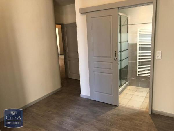 Appartement à louer 3 pièces 78.8m²