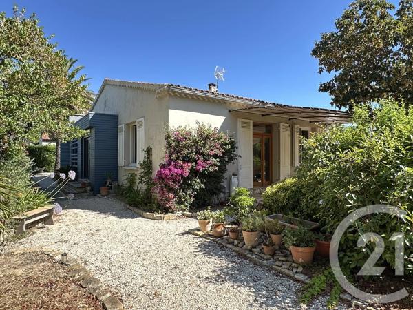 Maison à vendre  3 pièces - 145 m 2   ST CYR SUR MER  - 83