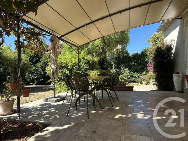 Maison à vendre  3 pièces - 145 m 2   ST CYR SUR MER  - 83
