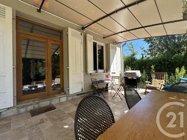 Maison à vendre  3 pièces - 145 m 2   ST CYR SUR MER  - 83