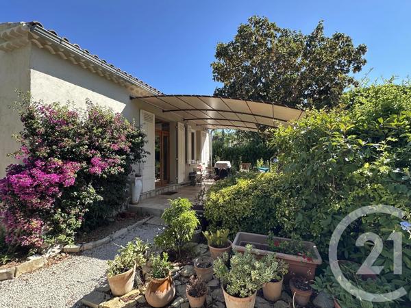 Maison à vendre  3 pièces - 145 m 2   ST CYR SUR MER  - 83