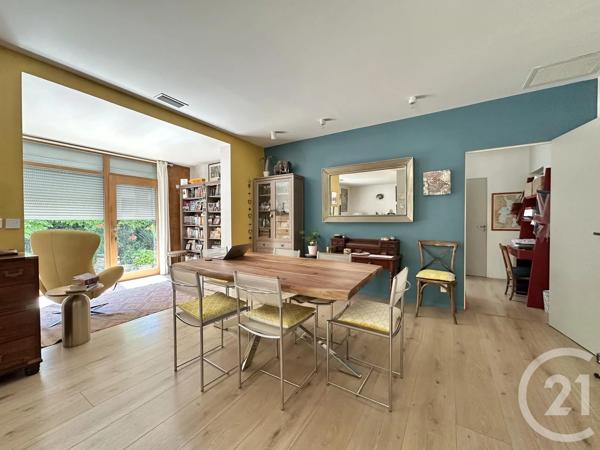 Maison à vendre  3 pièces - 145 m 2   ST CYR SUR MER  - 83