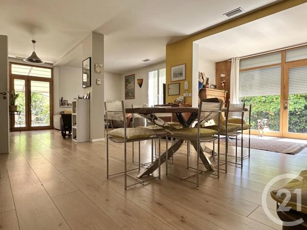 Maison à vendre  3 pièces - 145 m 2   ST CYR SUR MER  - 83