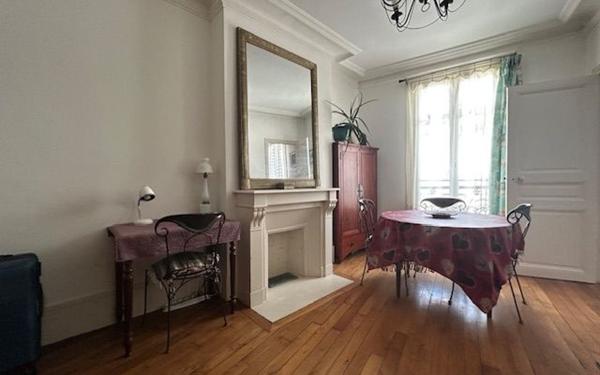 Appartement à vendre    3 pièces • 61,80 m2 Nogent-sur-Marne