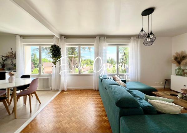 Appartement en Duplex - 2 places de stationnement - 1 cave
