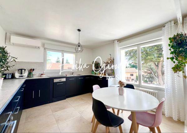 Appartement en Duplex - 2 places de stationnement - 1 cave