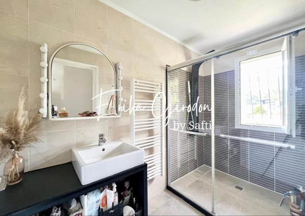 Appartement en Duplex - 2 places de stationnement - 1 cave