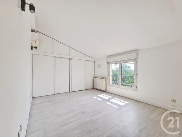 Maison à vendre  4 pièces - 119 m 2   MARSEILLE  - 13010