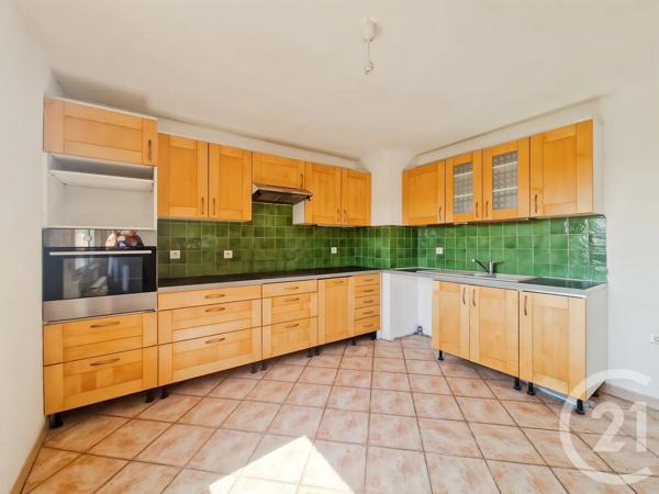 Maison à vendre  4 pièces - 119 m 2   MARSEILLE  - 13010