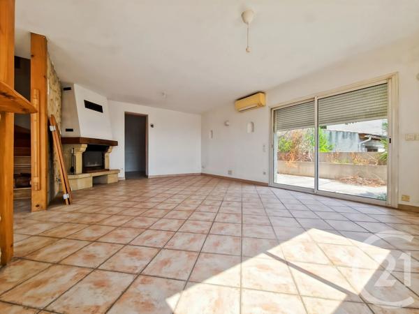 Maison à vendre  4 pièces - 119 m 2   MARSEILLE  - 13010