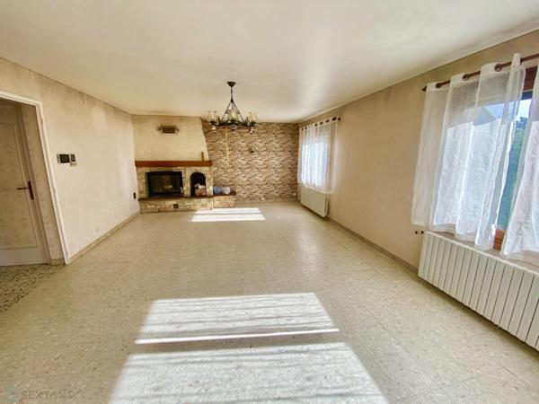 Maison avec potentiel de 180 m2 habitables