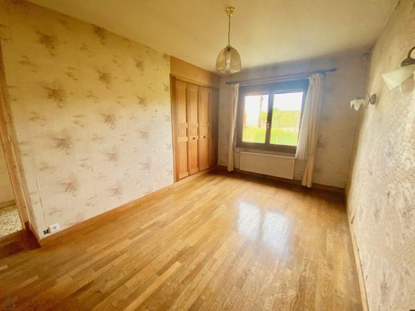 Maison avec potentiel de 180 m2 habitables