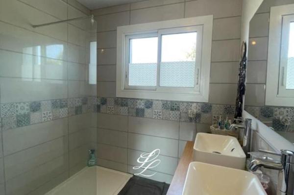 Location - Maison 5 pièces 135 m 2 SENE (56860)