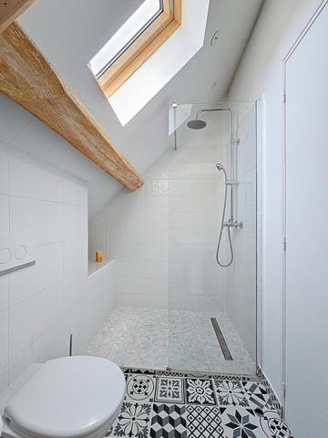 Maison 7 pièces 200m², double garage sur 3400m² de terrain