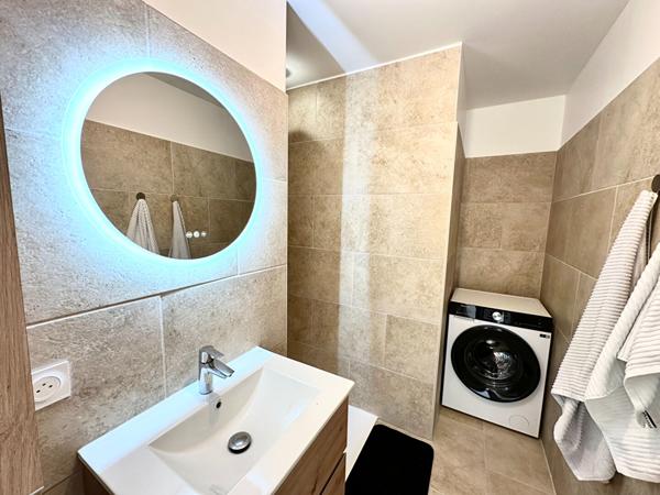 En exclusivité appartement T3  terrasse et parking