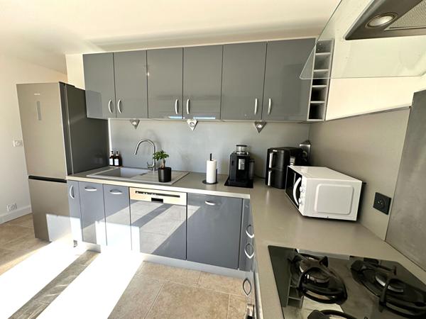 En exclusivité appartement T3  terrasse et parking