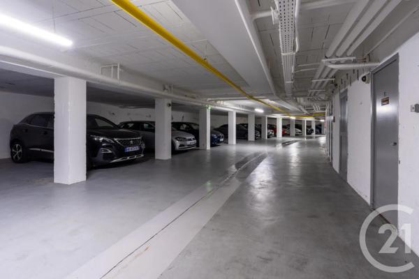 Appartement F4 à vendre  4 pièces - 126,70 m 2   ROQUEBRUNE CAP MARTIN  - 06