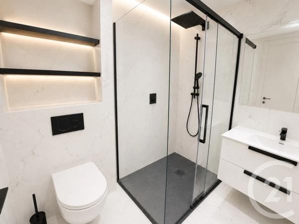 Appartement F4 à vendre  4 pièces - 126,70 m 2   ROQUEBRUNE CAP MARTIN  - 06