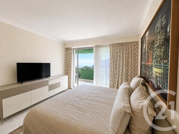 Appartement F4 à vendre  4 pièces - 126,70 m 2   ROQUEBRUNE CAP MARTIN  - 06