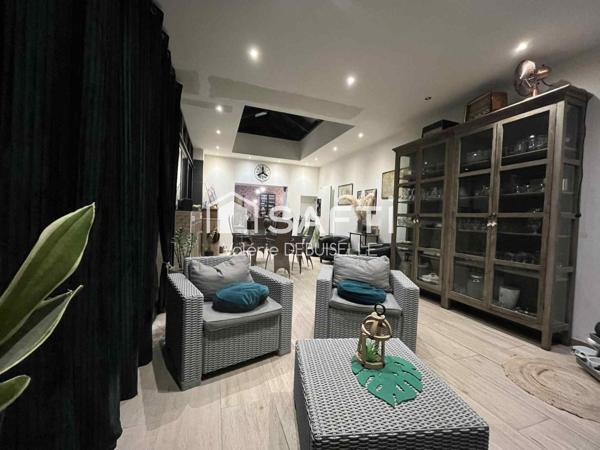 EXCEPTIONNEL, Maison de Maître et son Local Commercial Indépendant