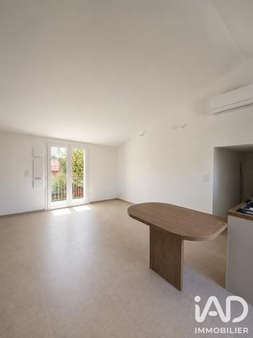Location appartement 4 pièces 63 m² Pélissanne