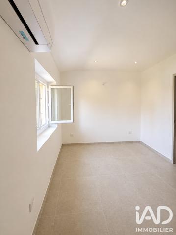 Location appartement 4 pièces 63 m² Pélissanne
