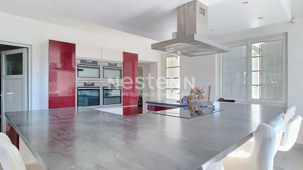 Maison de maître de plus de 350m² à vendre à Nérac