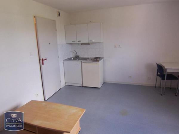 Appartement à louer 1 pièce 23.47m²