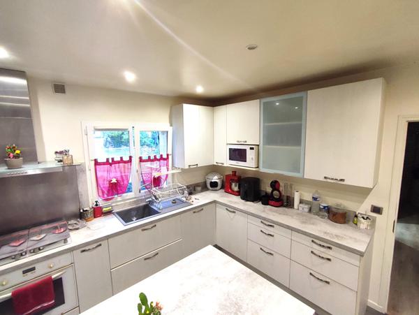 Maison VILLEBON SUR YVETTE 10 pièces 260 m²